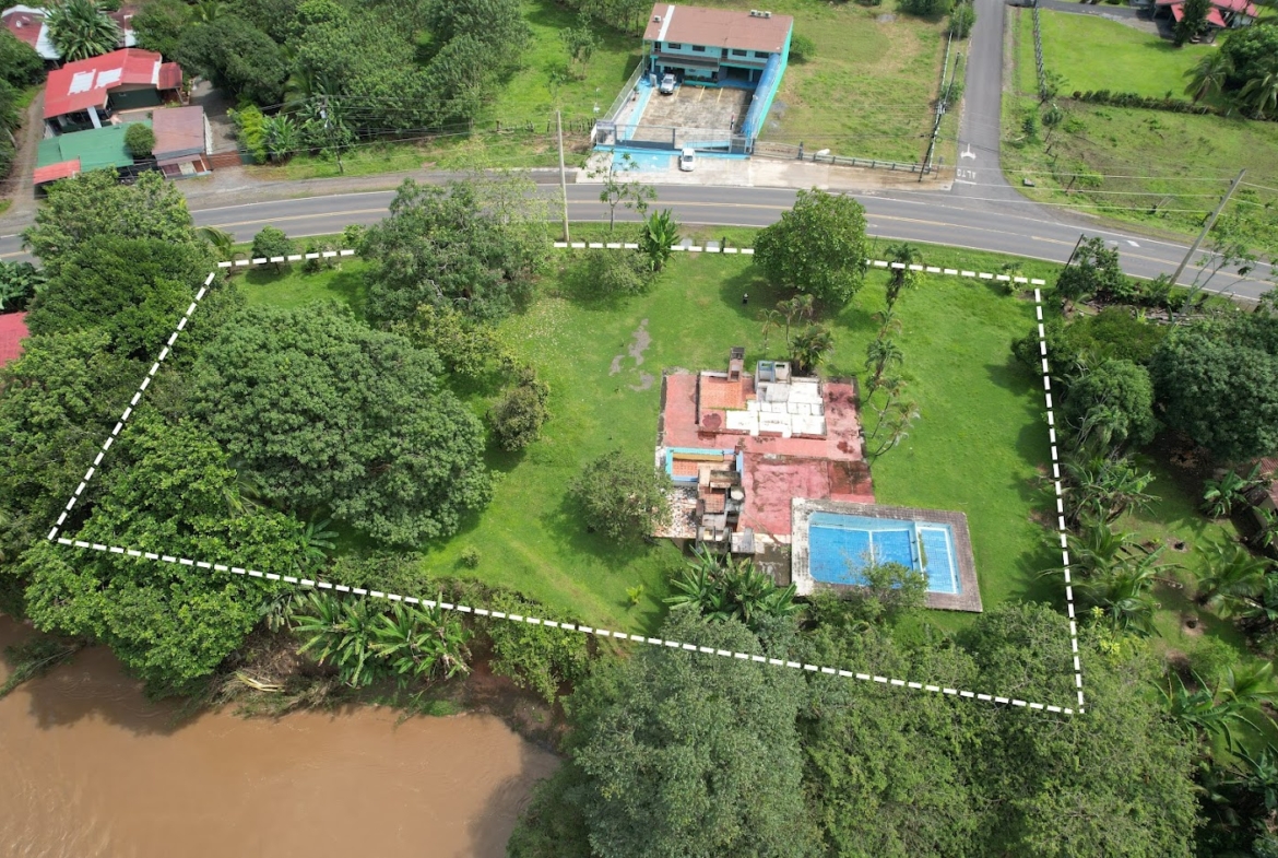 Propiedad comercial en Muelle