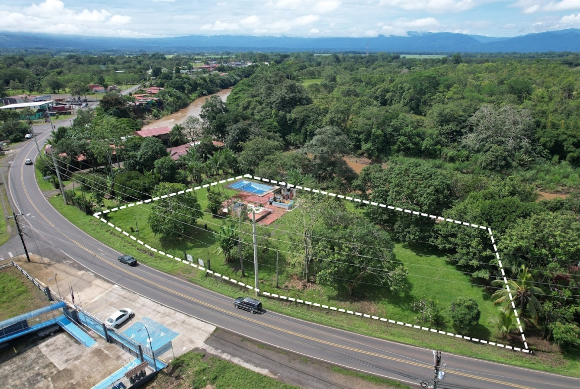 Propiedad comercial en Muelle